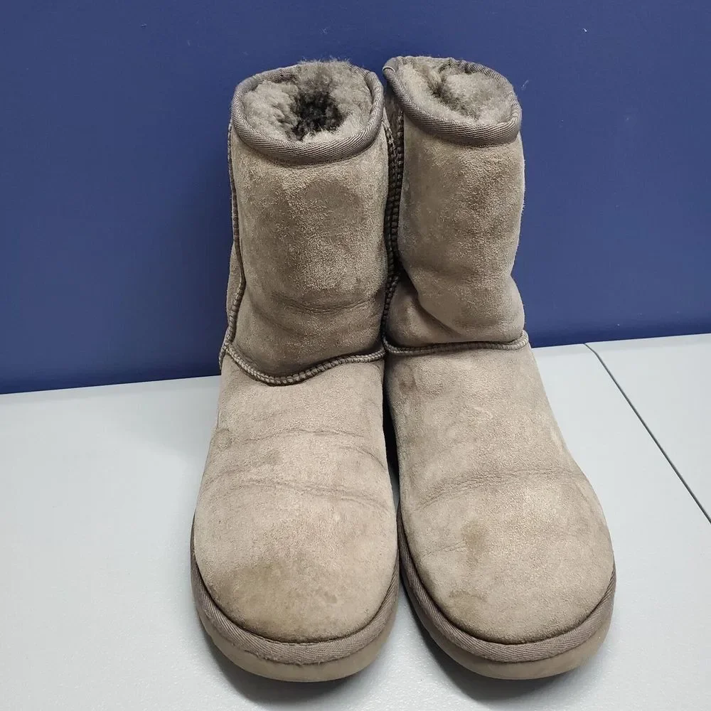 UGG australia classic